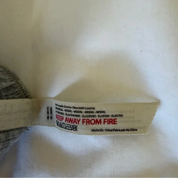 Free People The Essential Heather Grey Ruffled Lounge Shorts. Size Medium - Picture 7 of 7